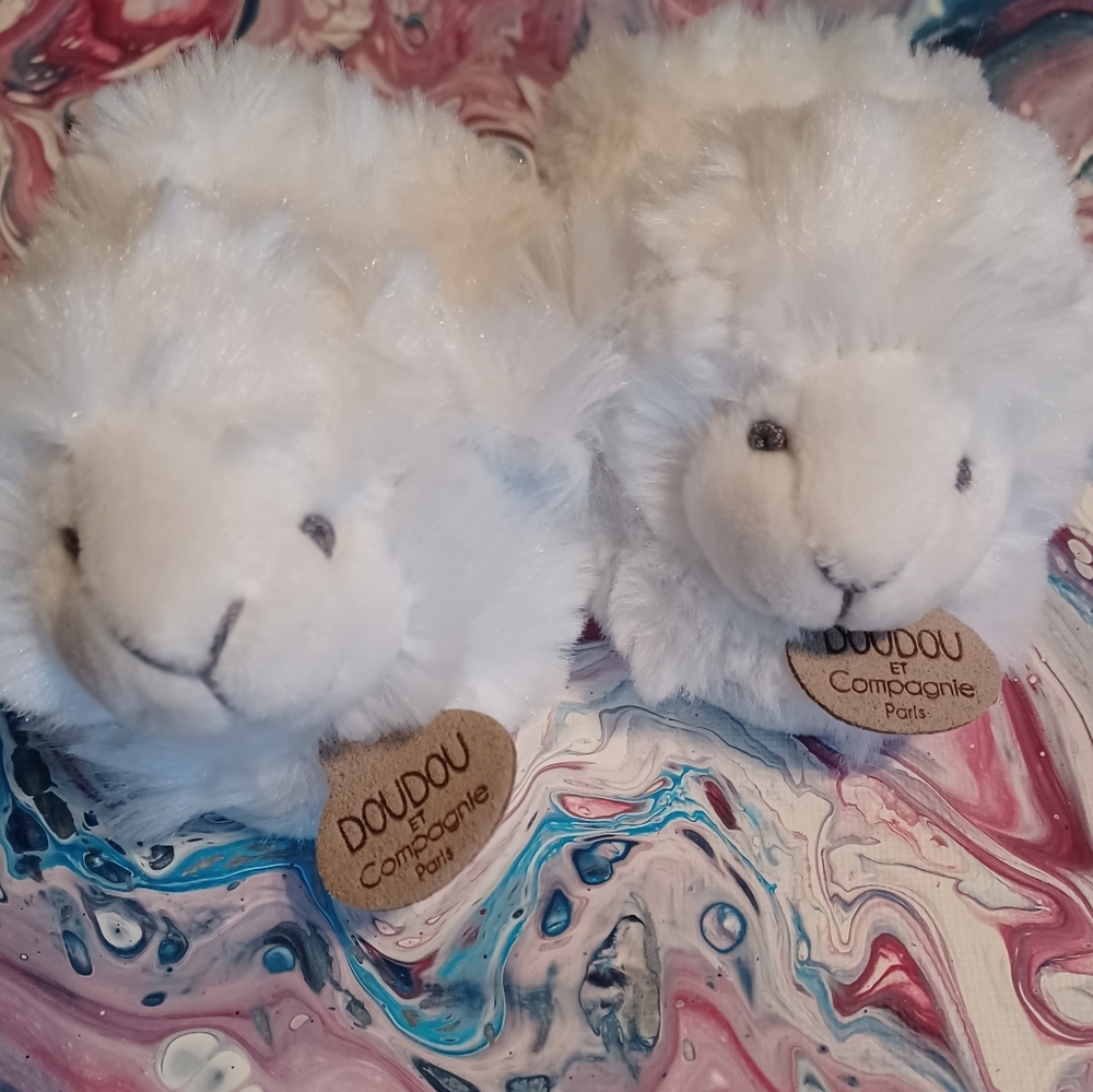 Infant plush slippers